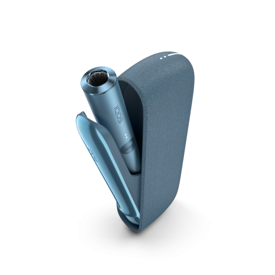 Держатель IQOS ILUMA цвета Azure Blue внутри устройства с открытыми дверцами